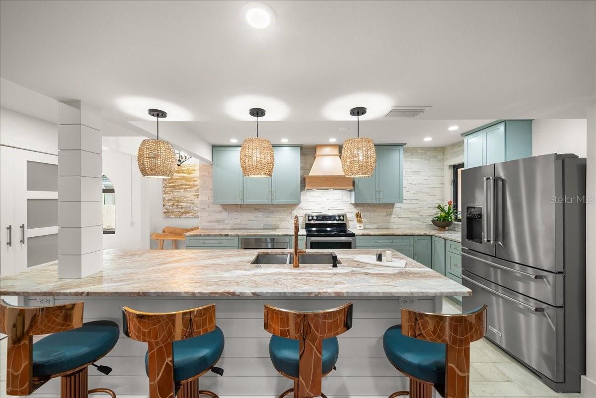 OCEAN SANDS - Residential