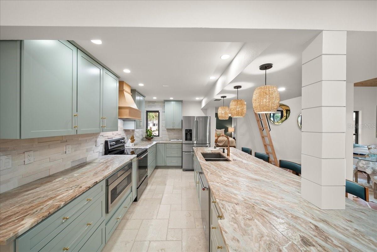 OCEAN SANDS - Residential