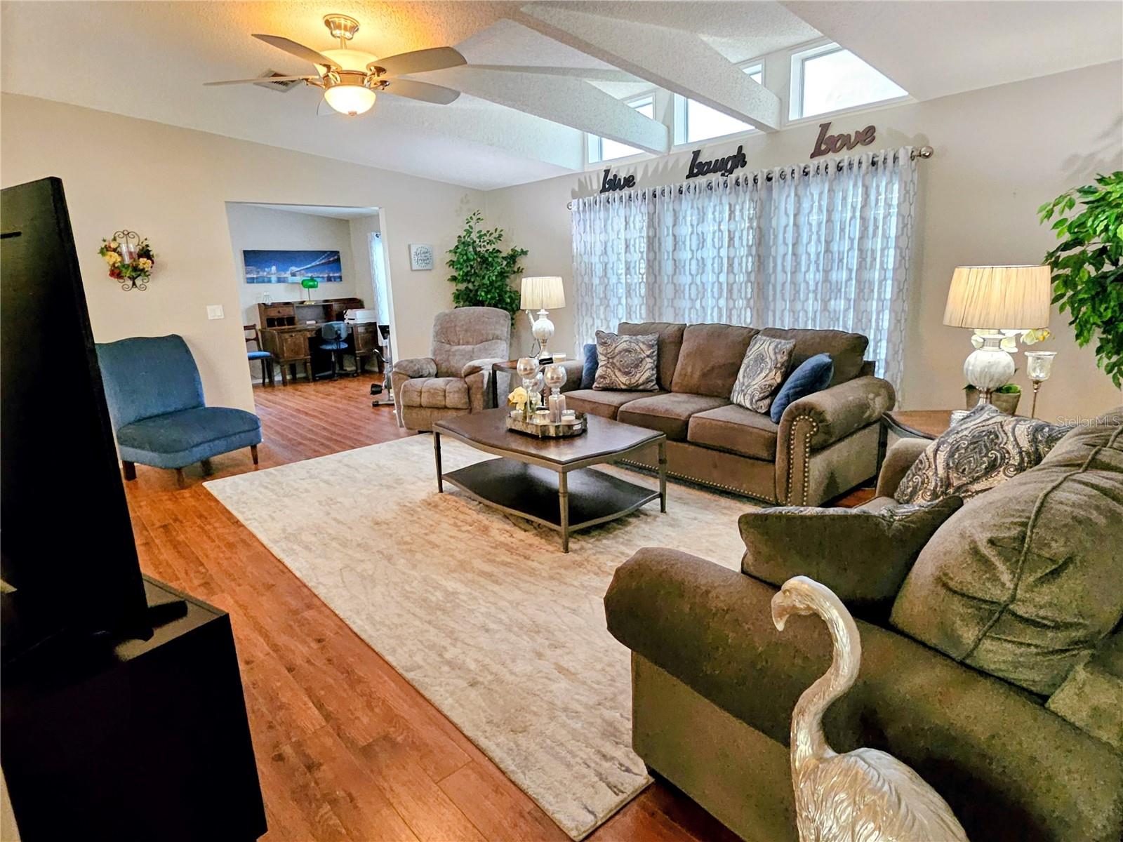 OAKWOOD MANOR - Residential