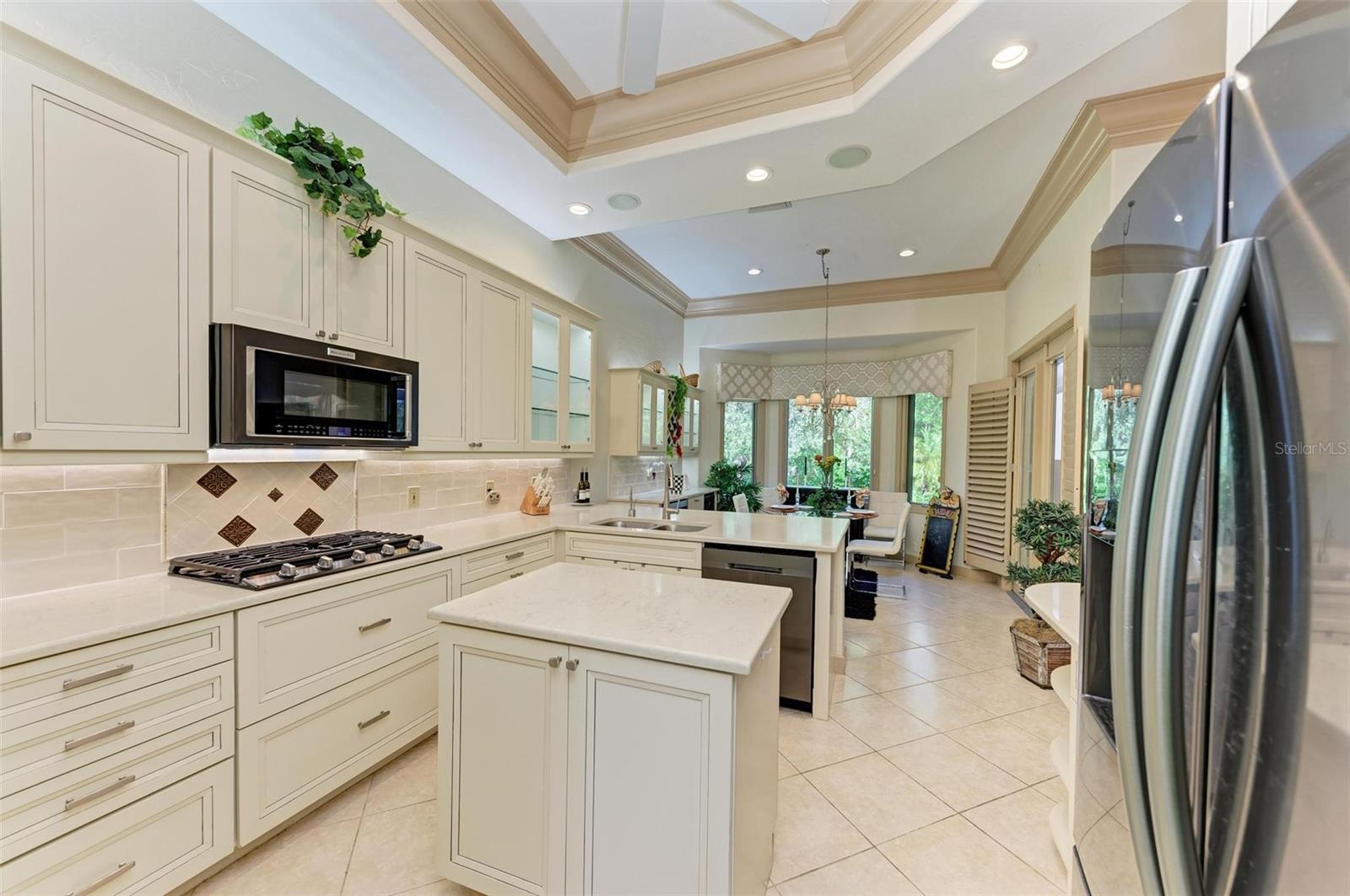 ROSEDALE 10 - Residential