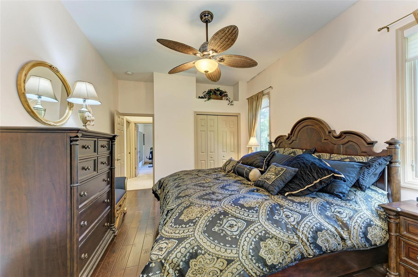 ROSEDALE 10 - Residential