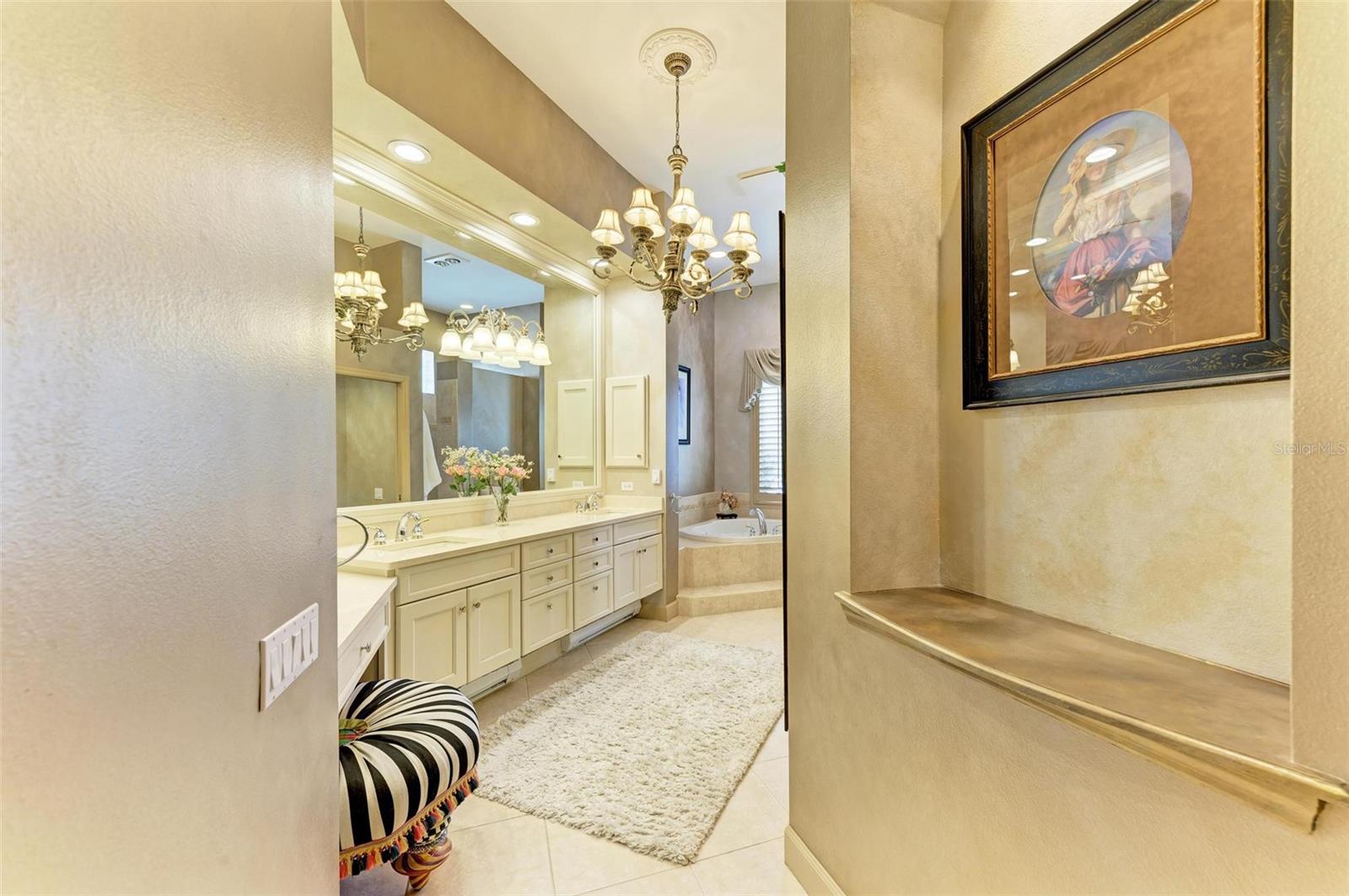 ROSEDALE 10 - Residential