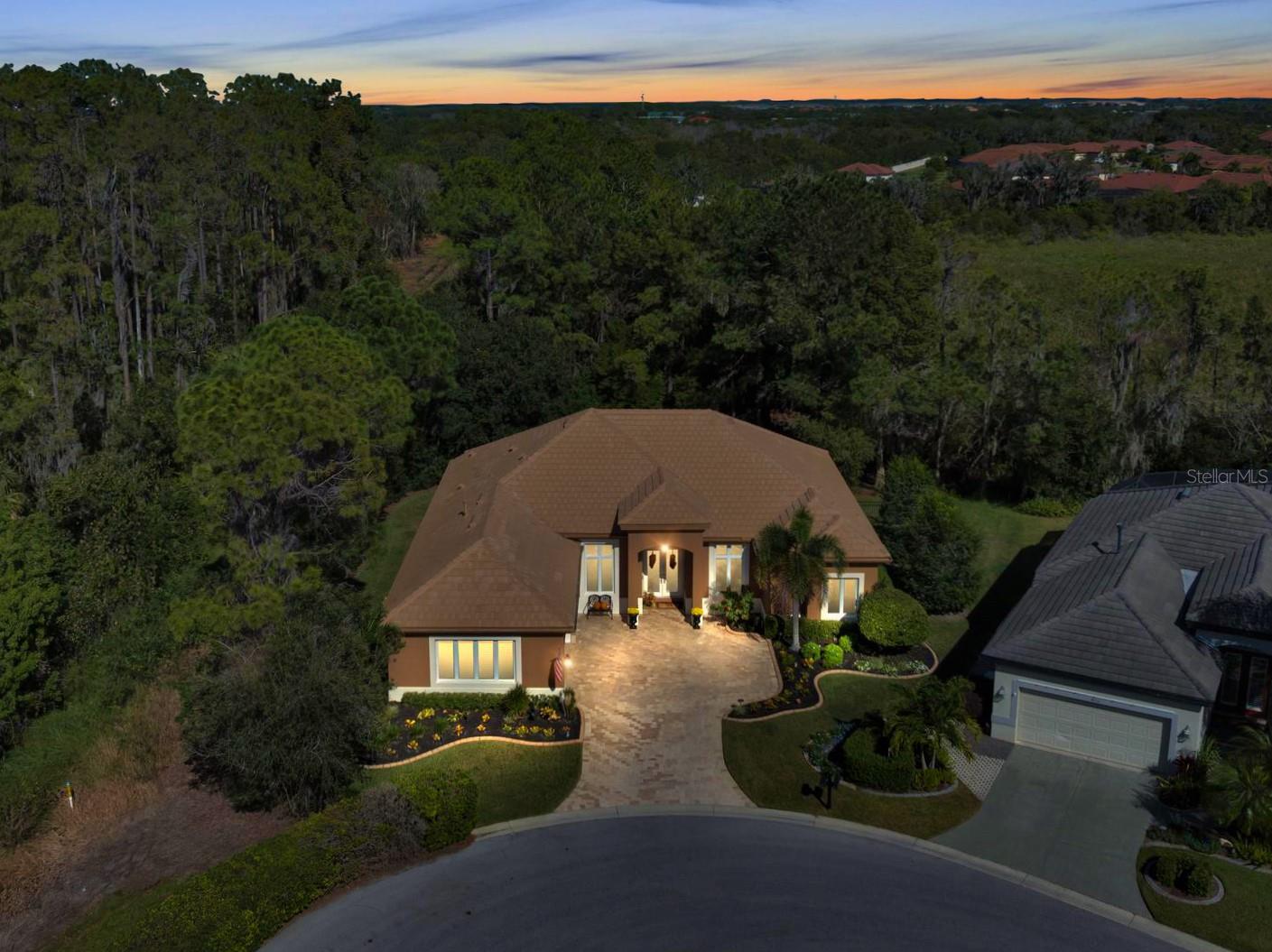 ROSEDALE 10 - Residential