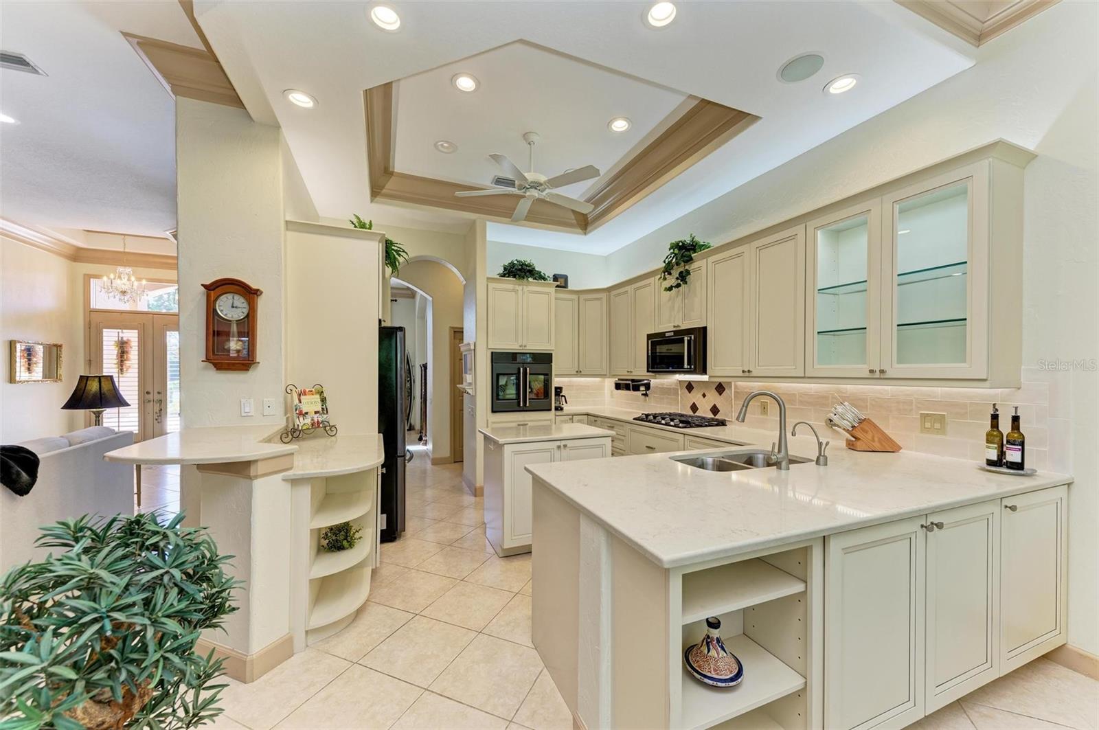 ROSEDALE 10 - Residential