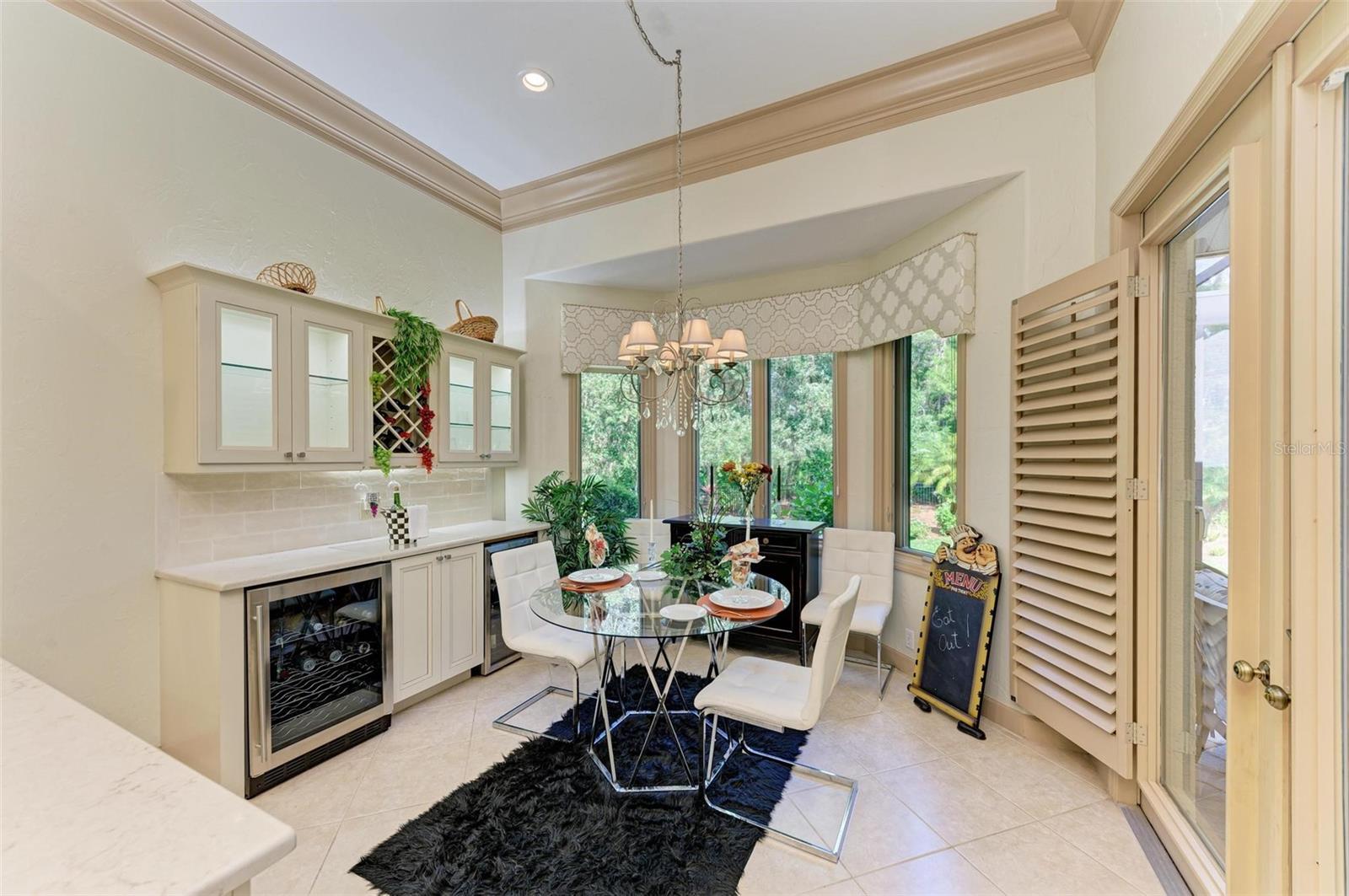 ROSEDALE 10 - Residential