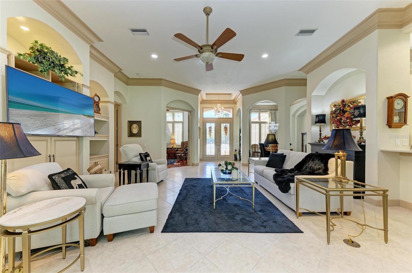 ROSEDALE 10 - Residential