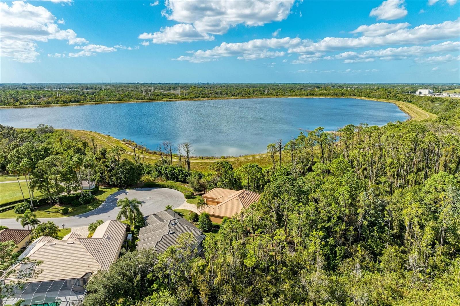 ROSEDALE 10 - Residential