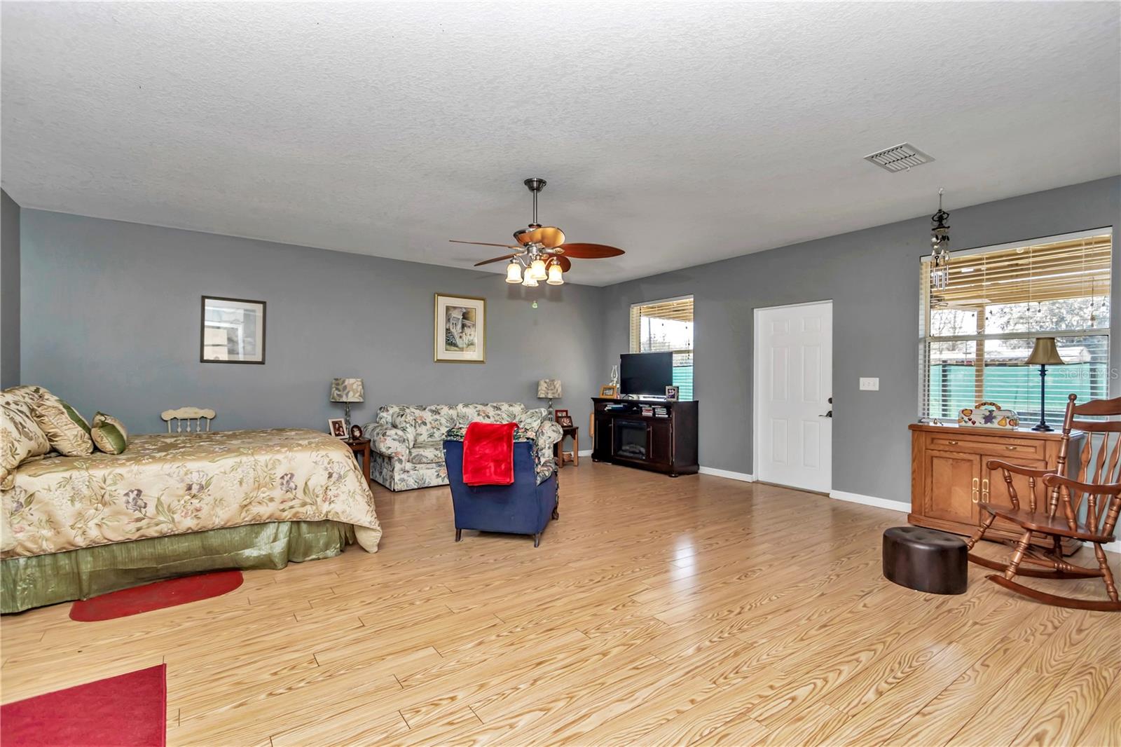 Photo 16 of 51 of 4494 SE 150TH STREET house