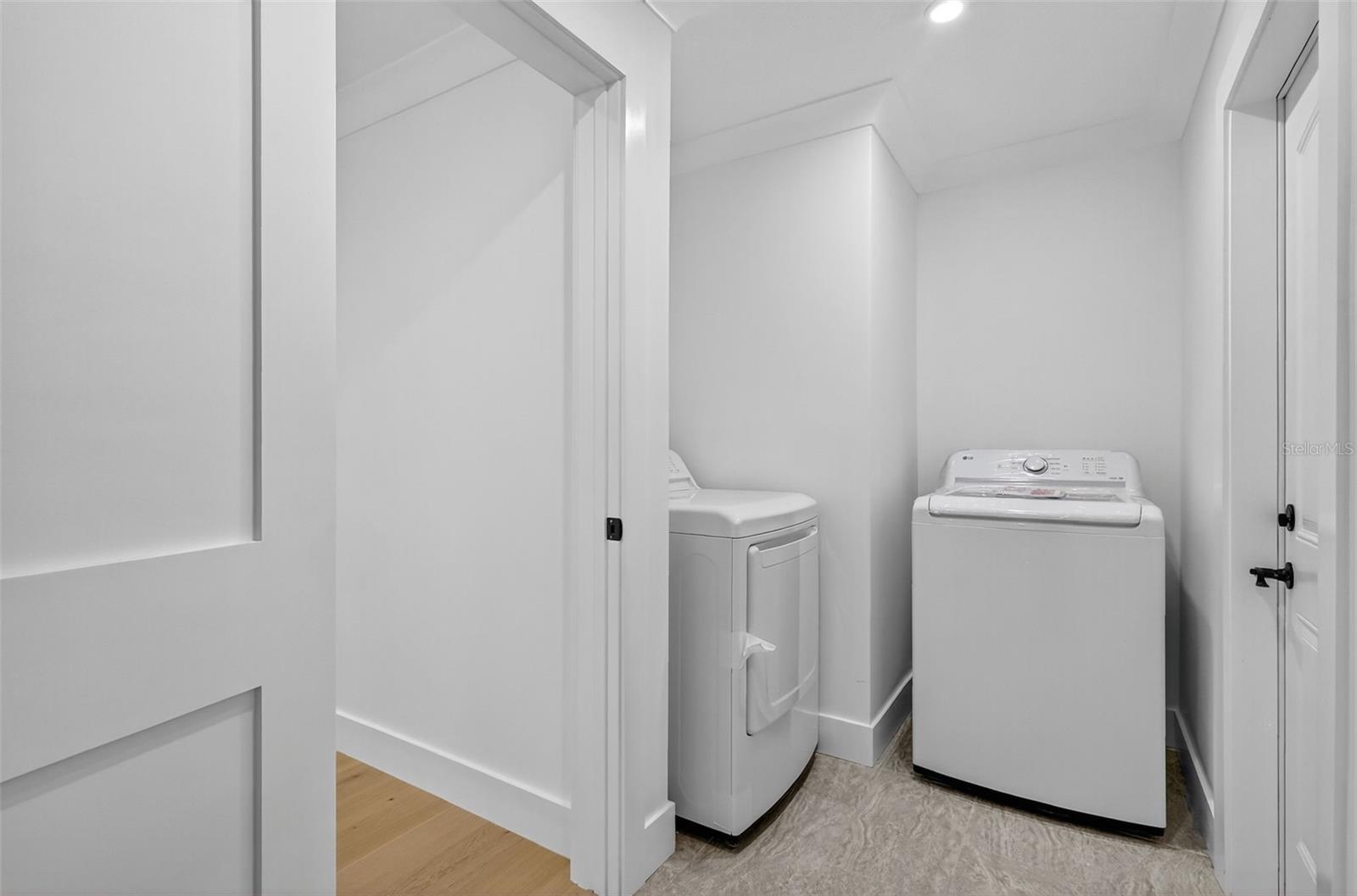 ISLAND ESTATES OF CLEARWATER - Residential