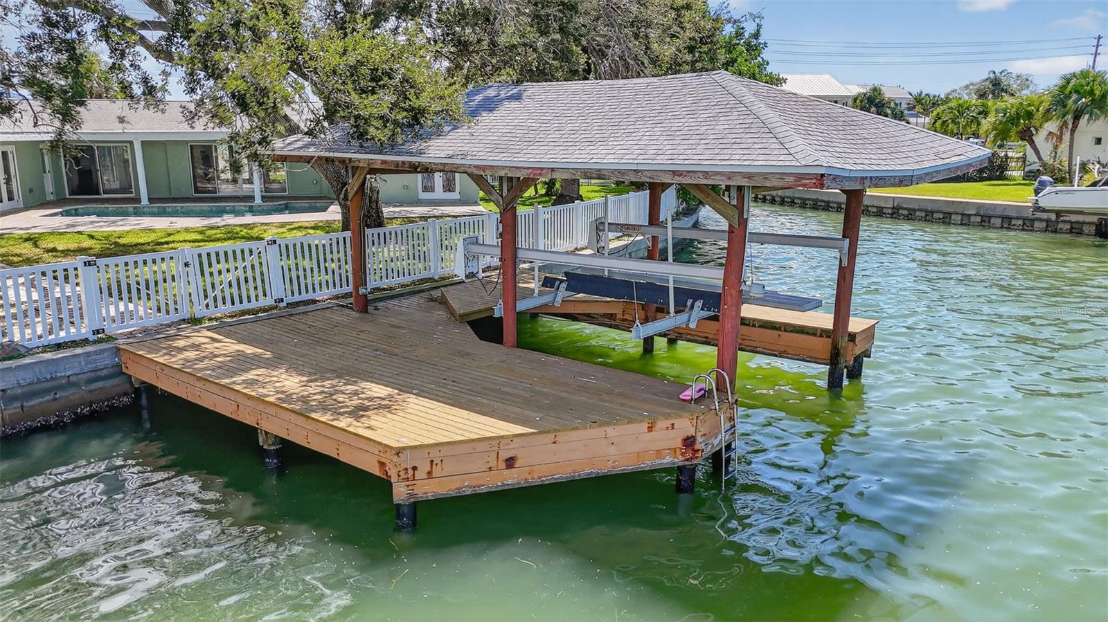 ISLAND ESTATES OF CLEARWATER - Residential