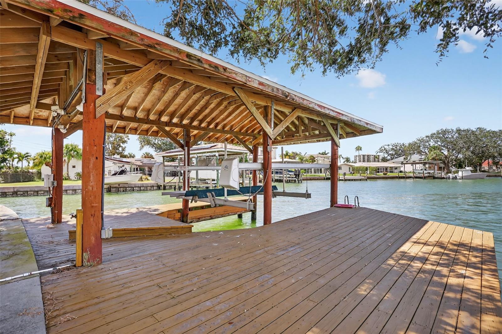 ISLAND ESTATES OF CLEARWATER - Residential