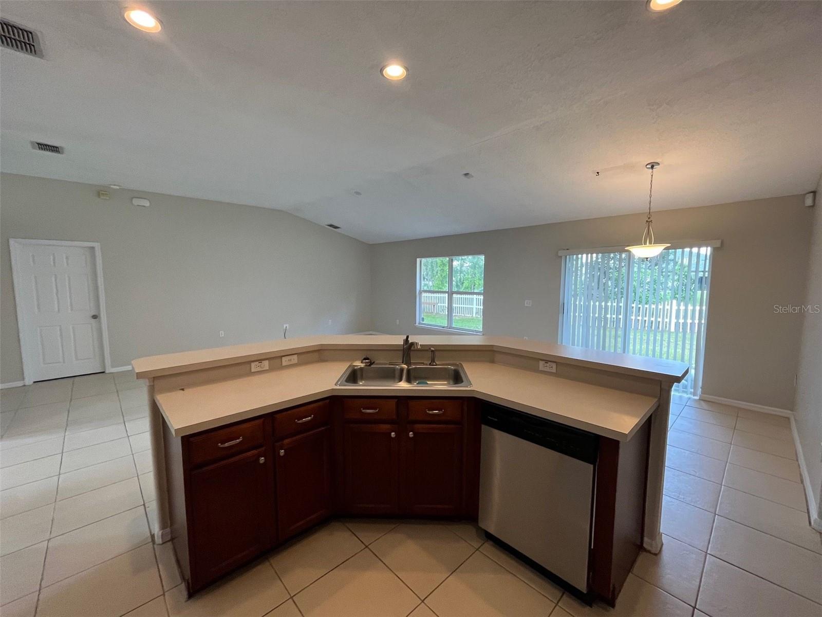 POINCIANA VILLAGE 05 NEIGHBORHOOD 01 - Residential Lease