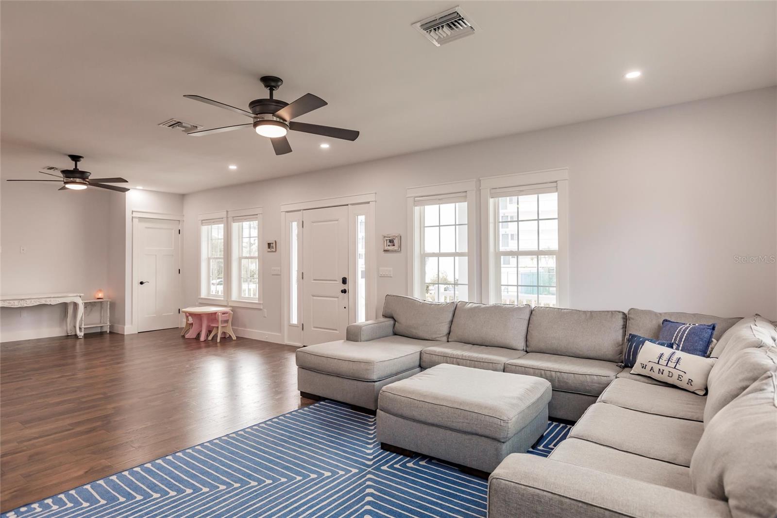 SARASOTA BEACH - Residential