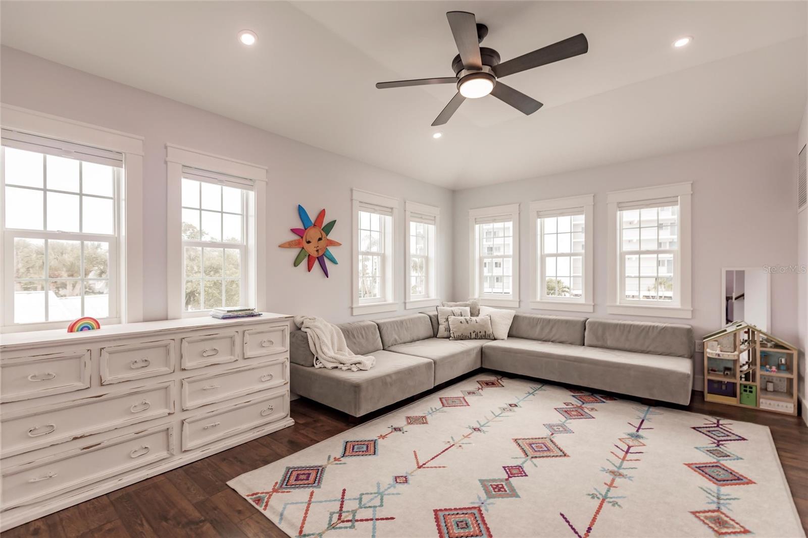 SARASOTA BEACH - Residential
