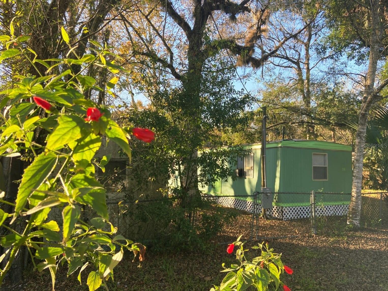 002079 - SHERWOOD FOREST - Residential