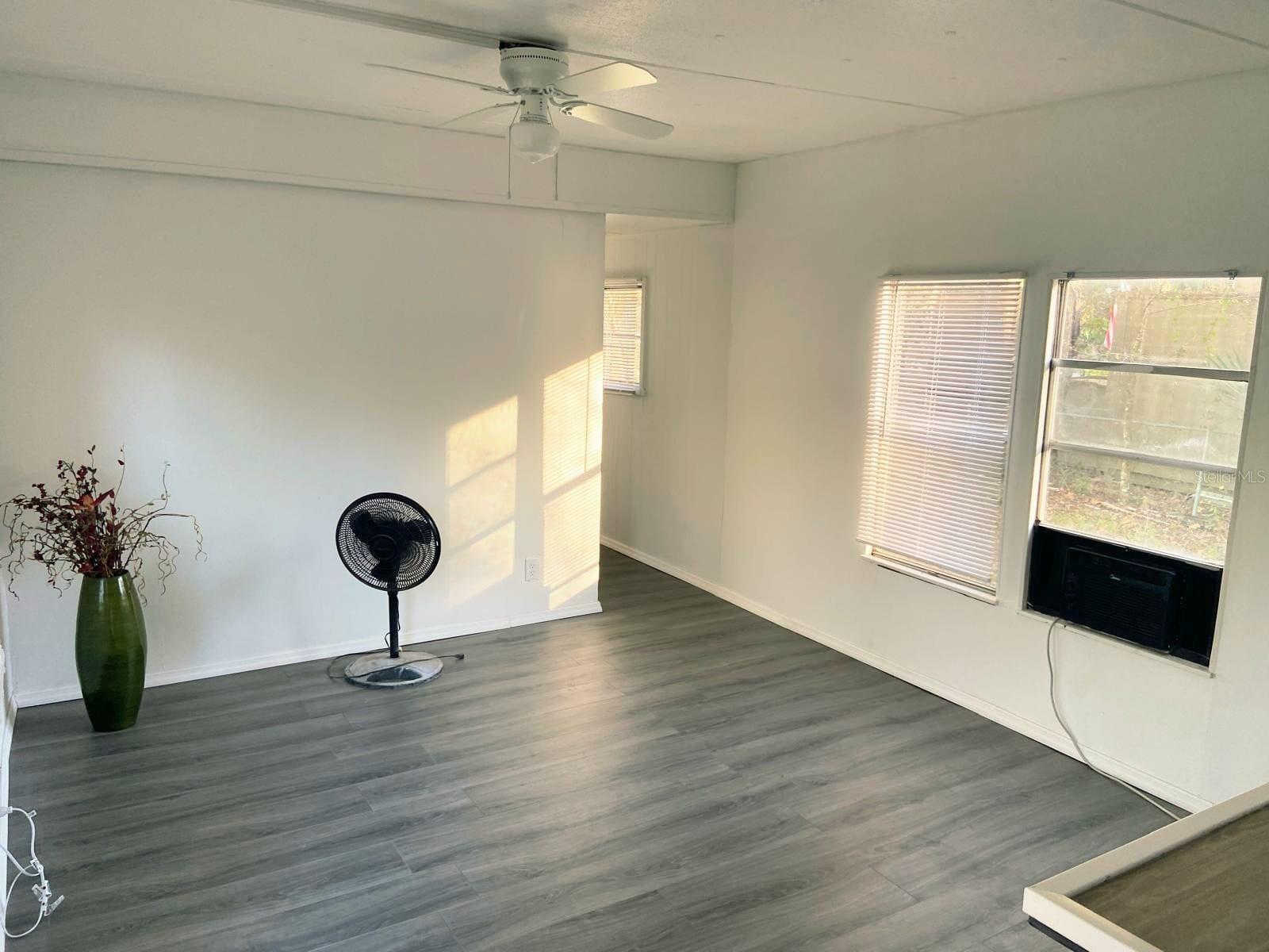 002079 - SHERWOOD FOREST - Residential