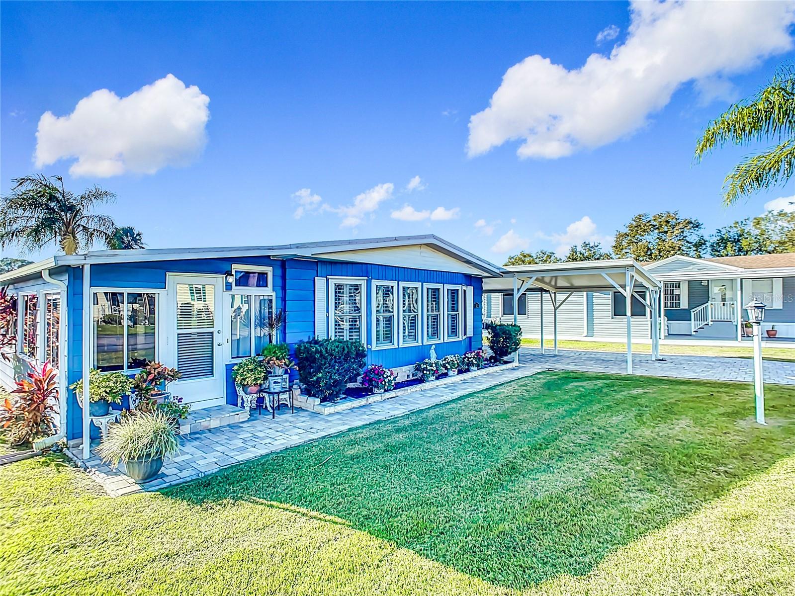 812 SWALLOW LANE M142