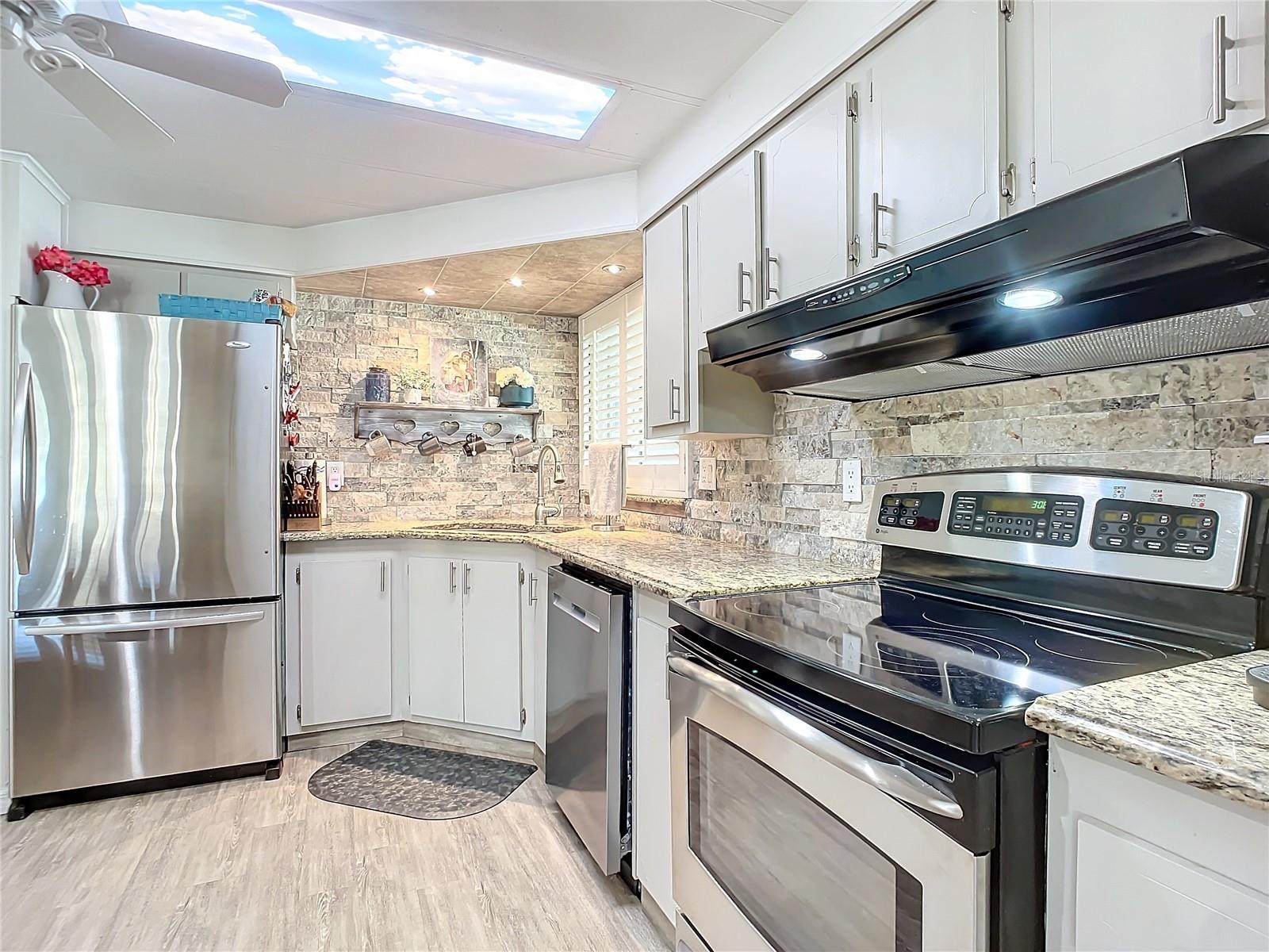 KOVE ESTATES COOP - Residential