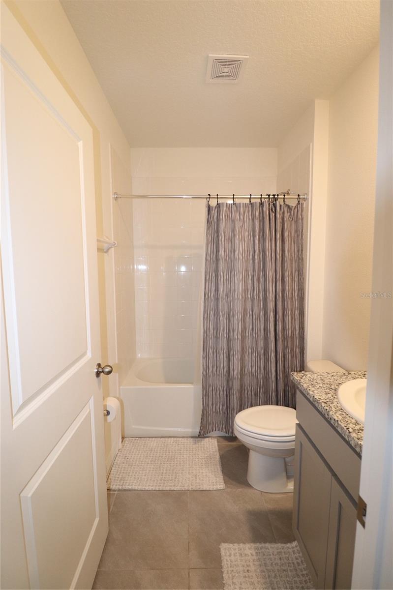 EPPERSON RANCH NORTH PH 6 POD - Residential Lease