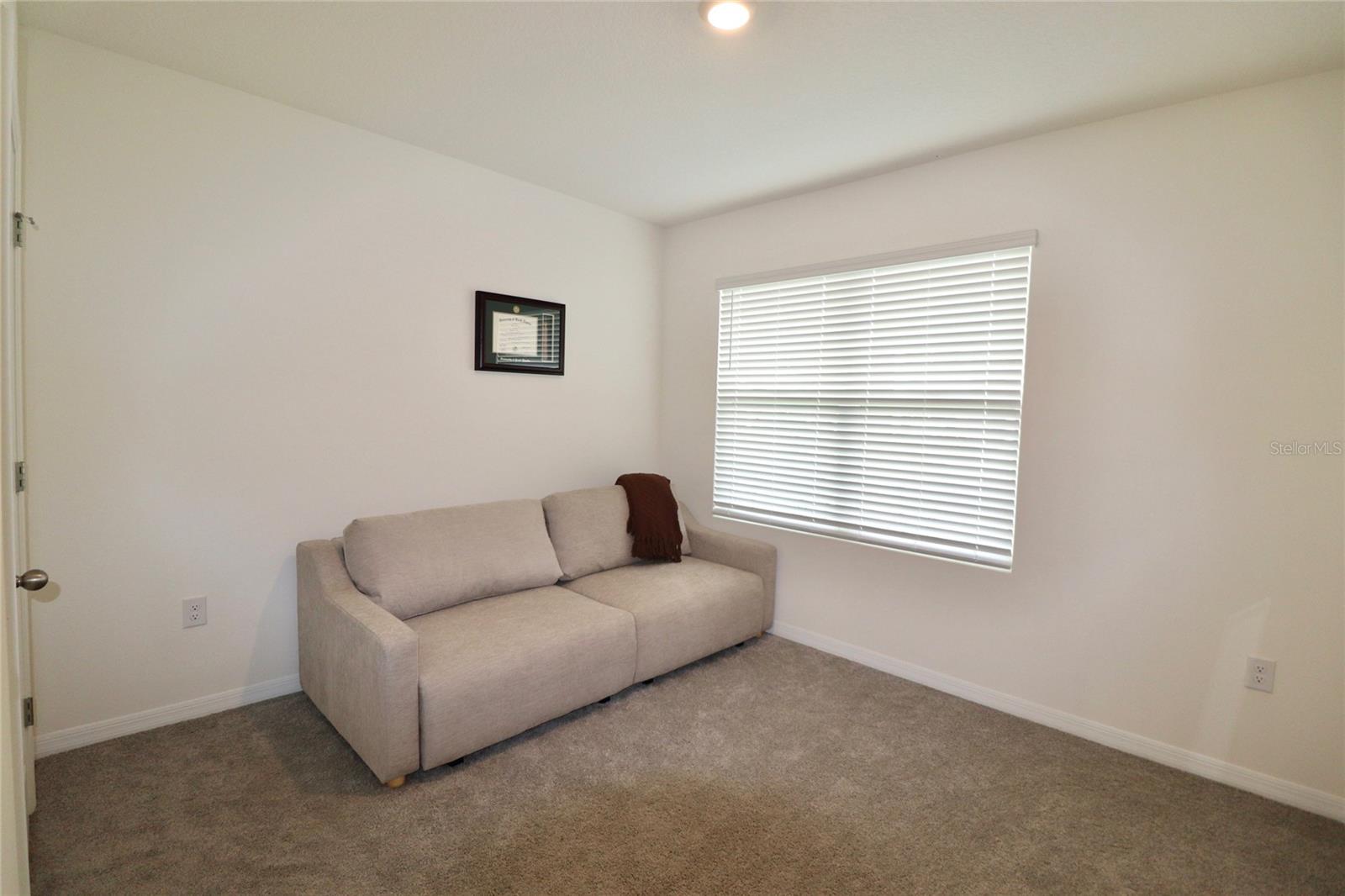 EPPERSON RANCH NORTH PH 6 POD - Residential Lease