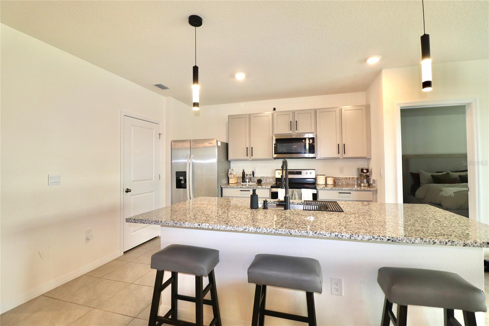 EPPERSON RANCH NORTH PH 6 POD - Residential Lease