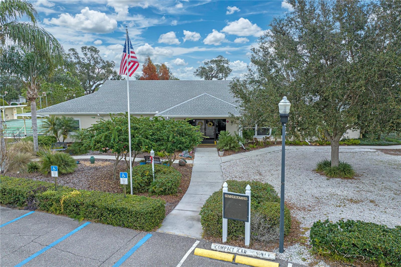 GARDEN GROVE OAKS - Residential