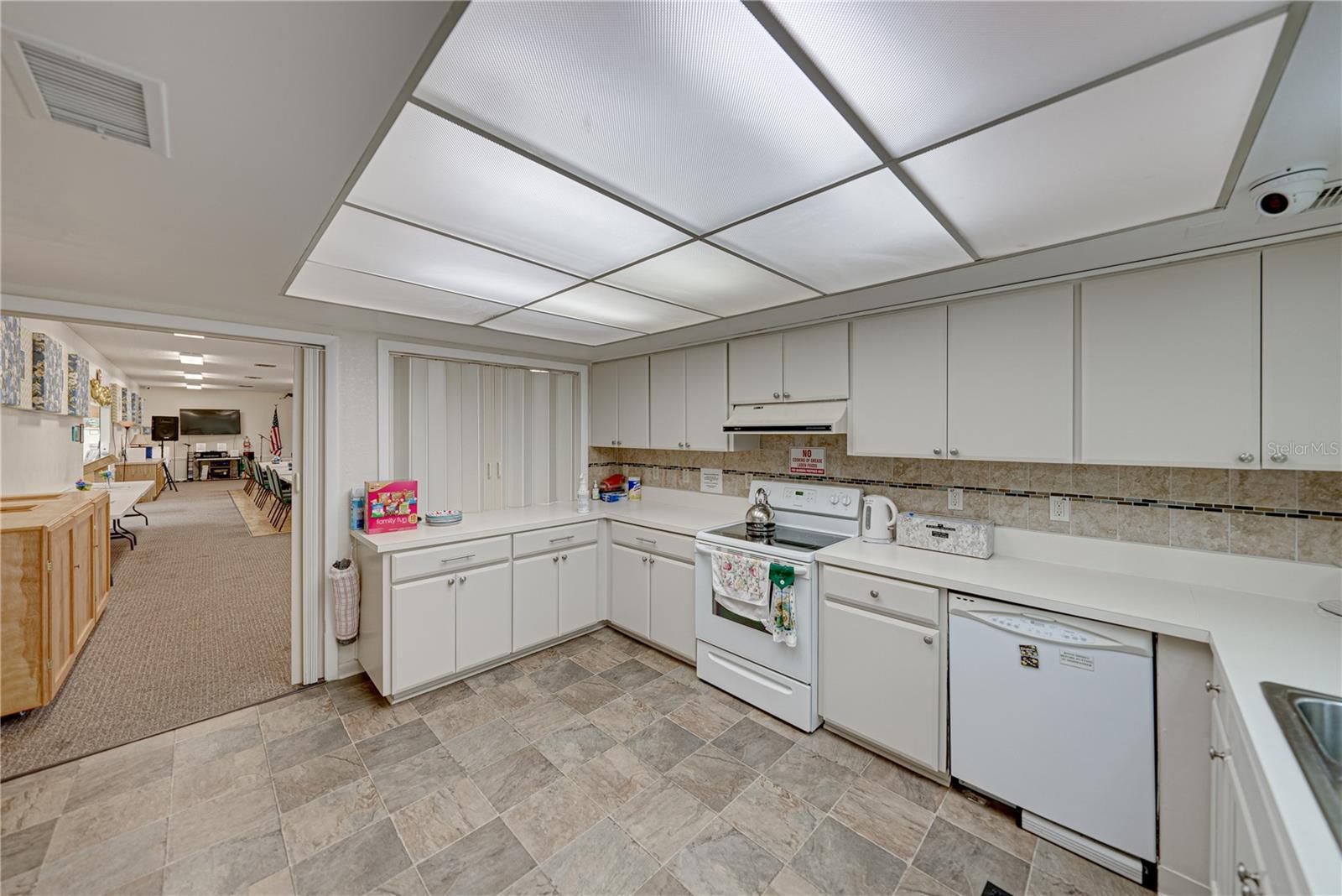 GARDEN GROVE OAKS - Residential