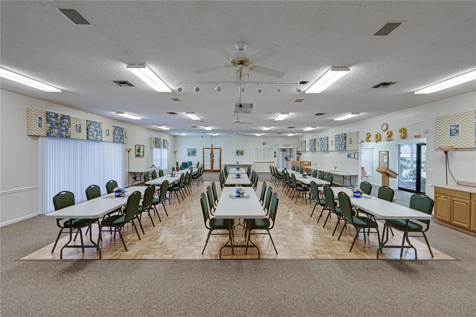 GARDEN GROVE OAKS - Residential