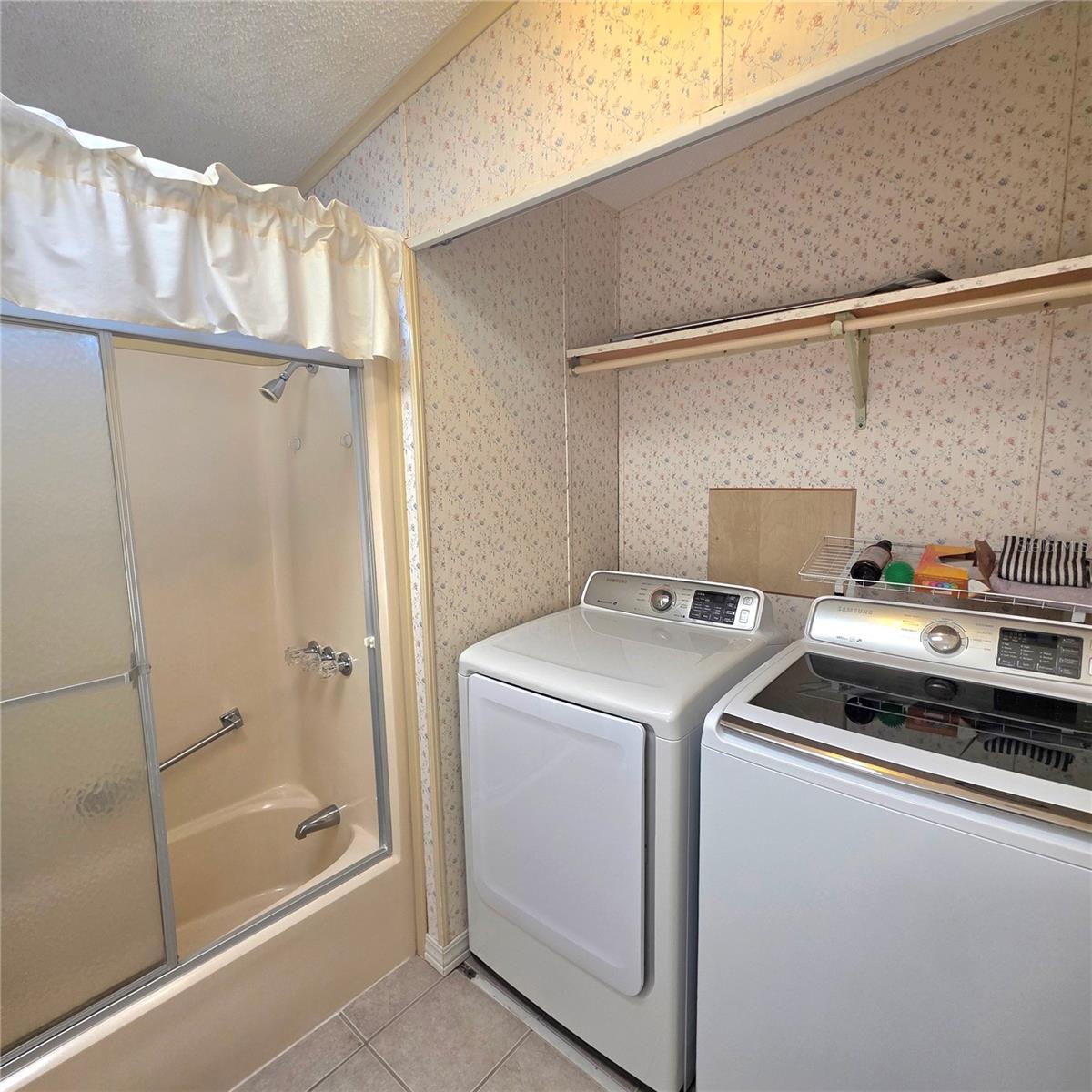 GARDEN GROVE OAKS - Residential