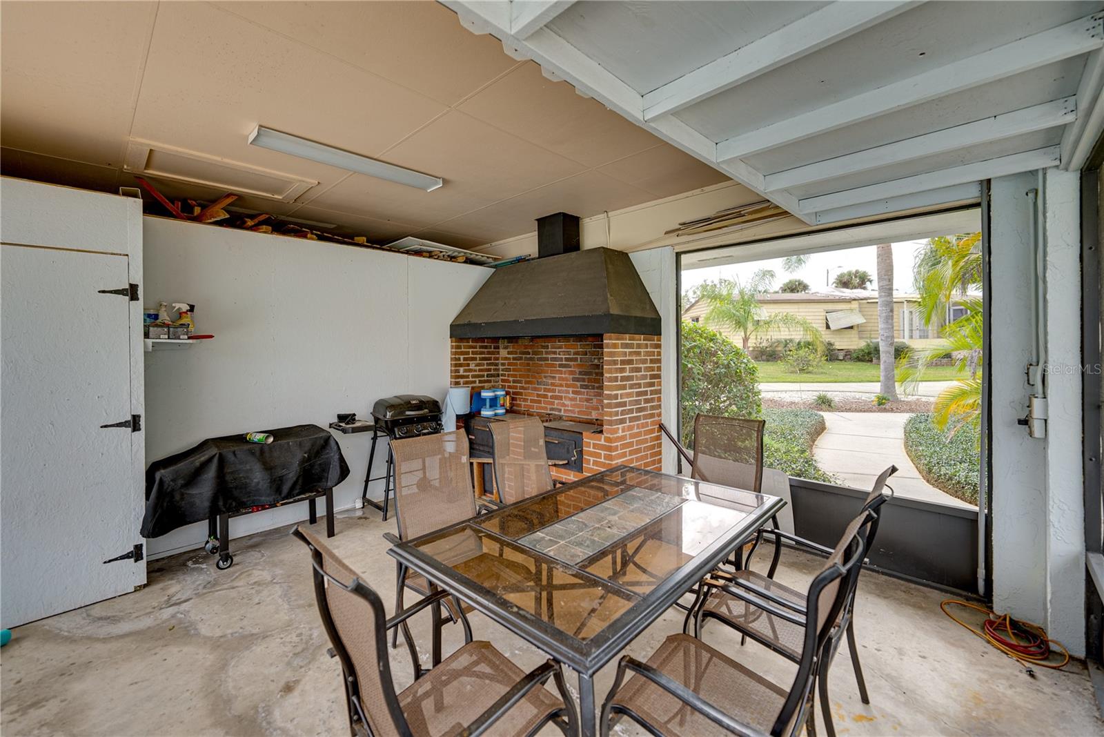 GARDEN GROVE OAKS - Residential