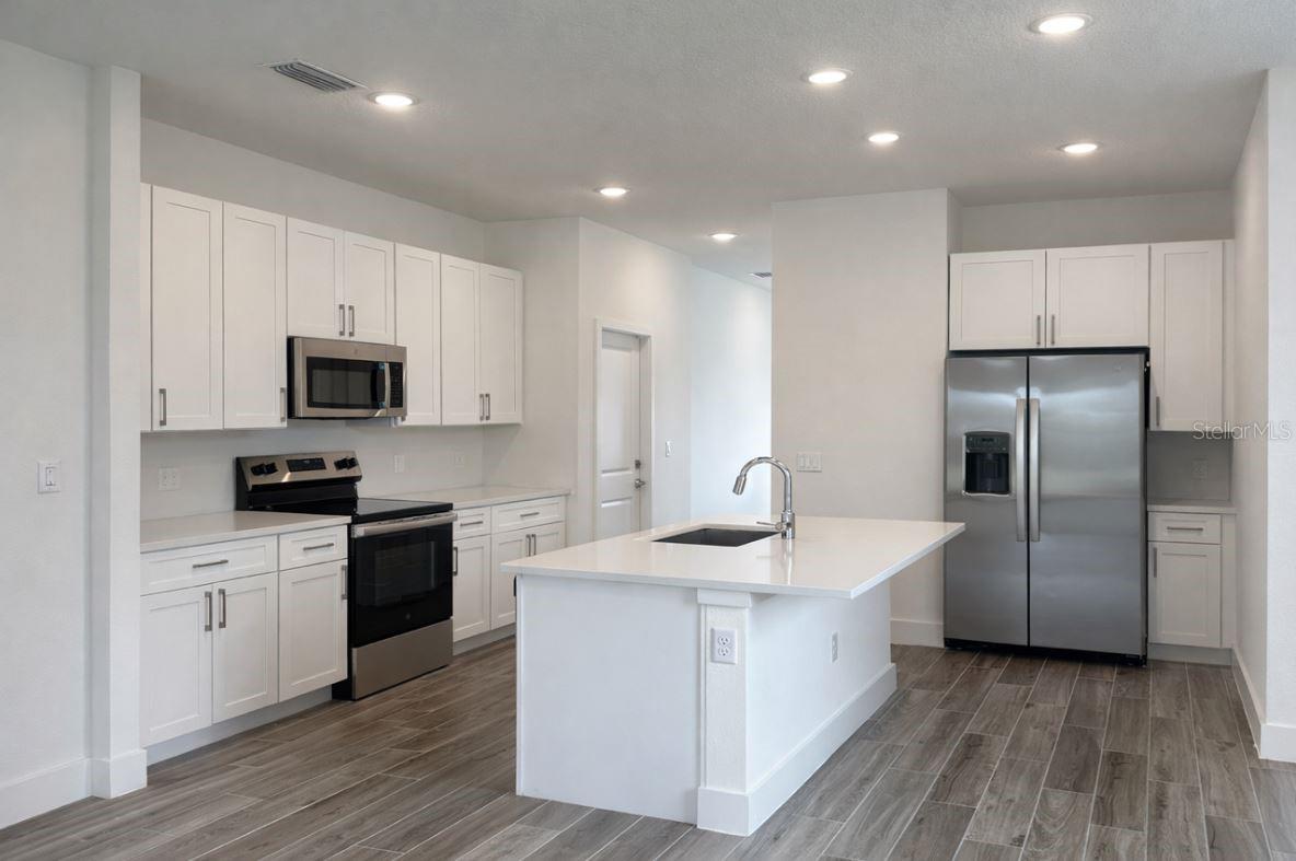 YUCATAN GARDENS - Residential