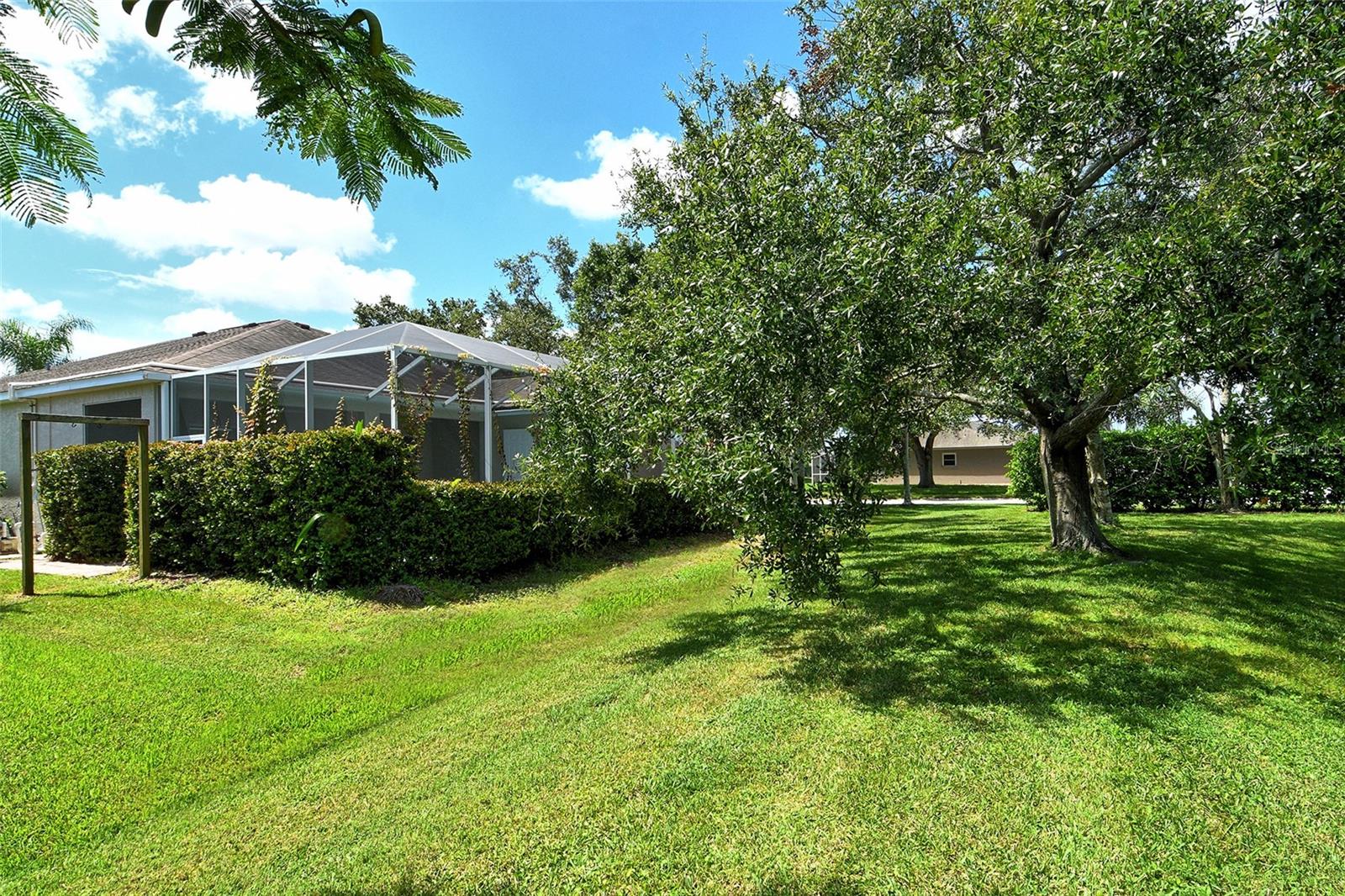 WELLINGTON CHASE - Residential Lease