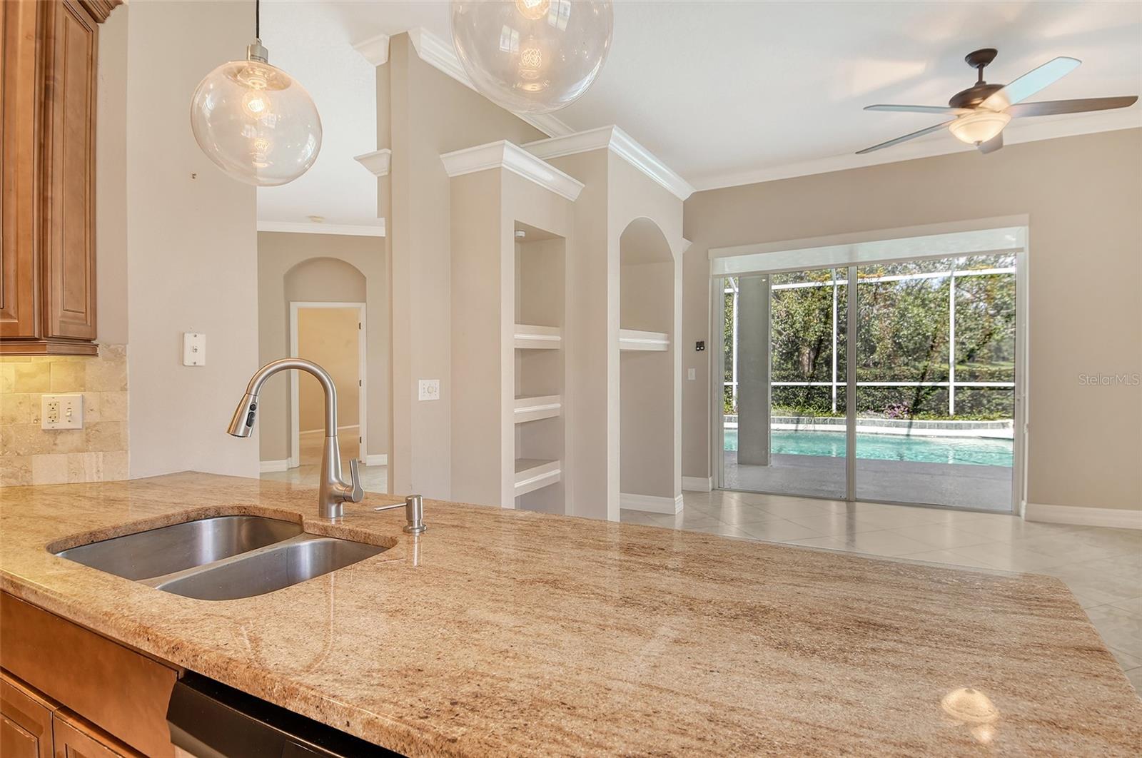 WELLINGTON CHASE - Residential Lease
