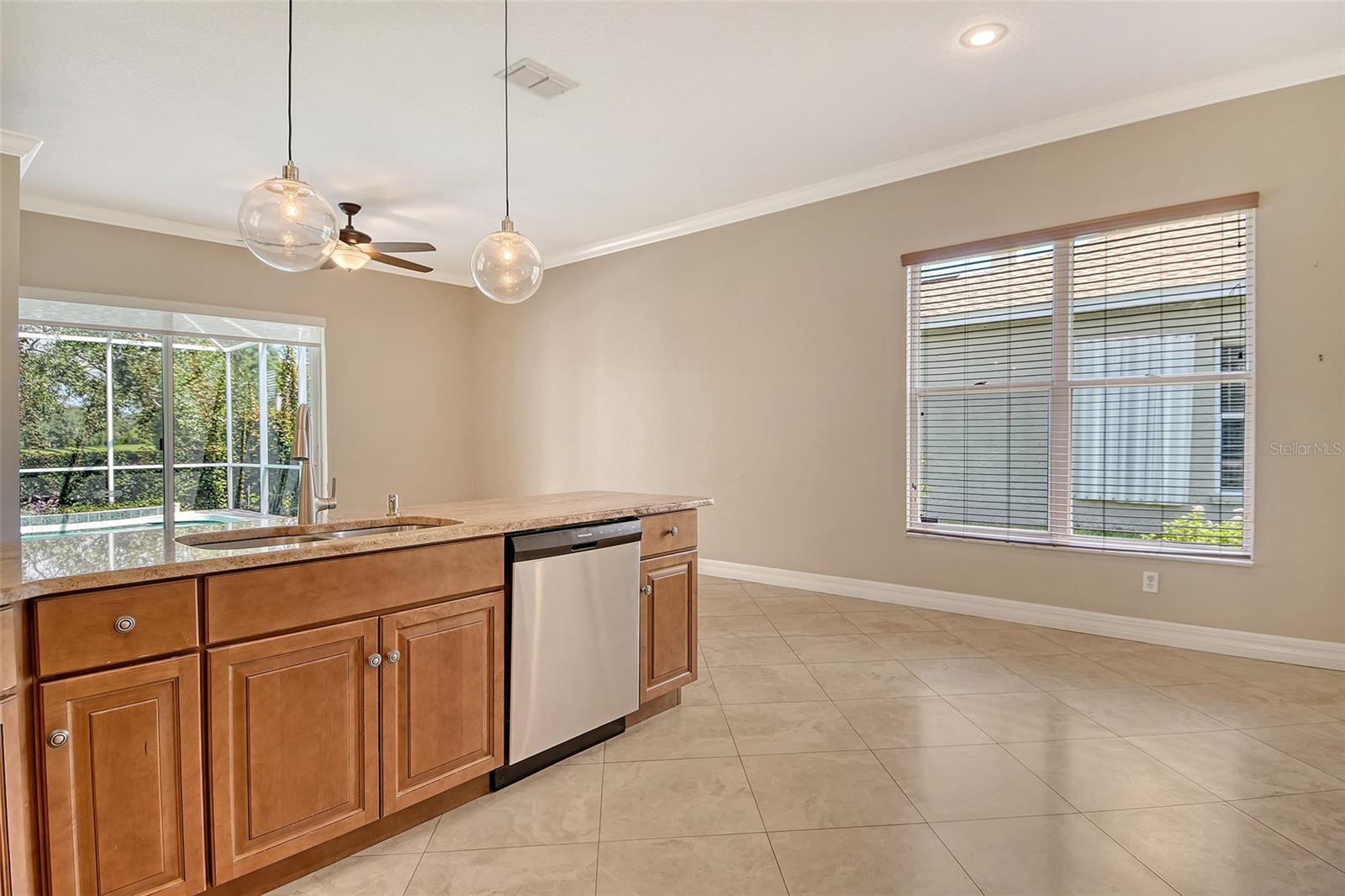 WELLINGTON CHASE - Residential Lease
