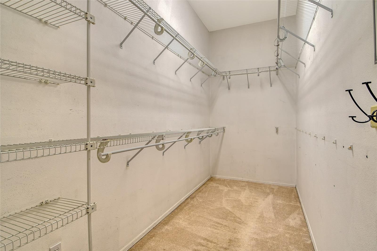 WELLINGTON CHASE - Residential Lease