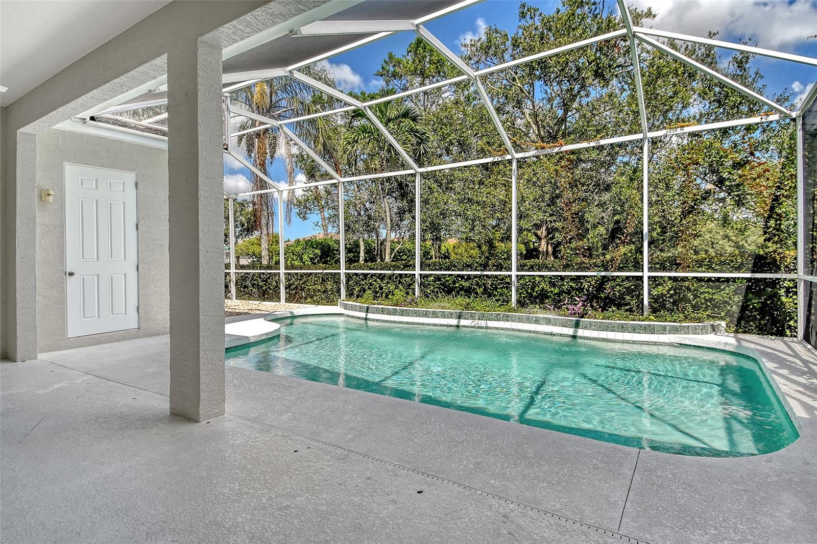 WELLINGTON CHASE - Residential Lease