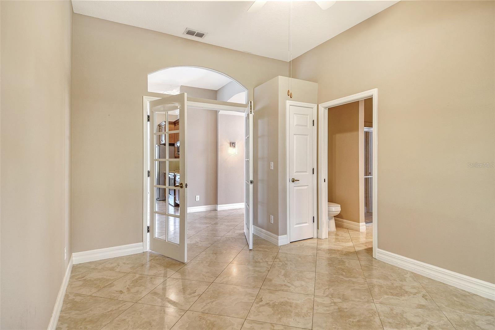 WELLINGTON CHASE - Residential Lease