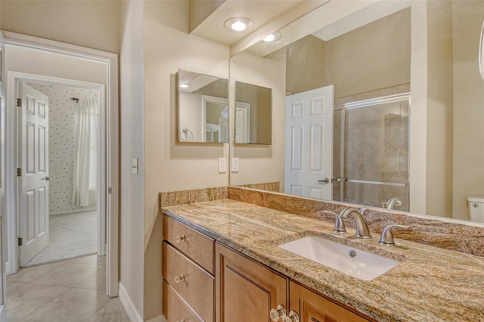 WELLINGTON CHASE - Residential Lease