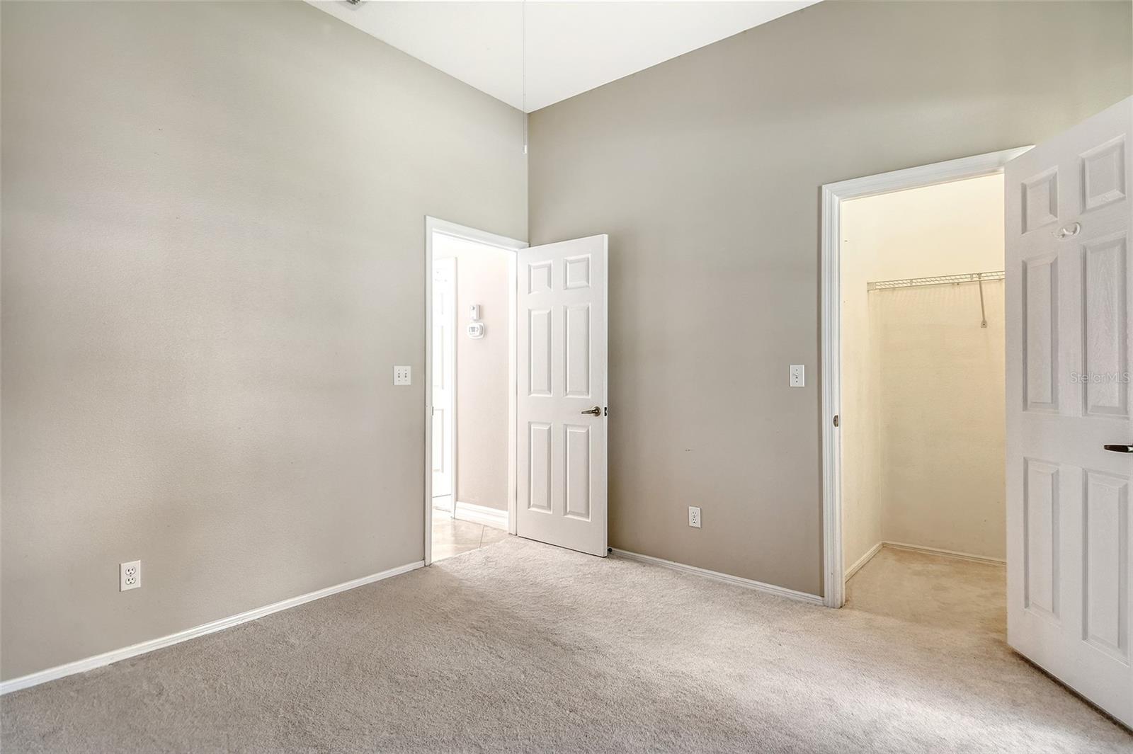WELLINGTON CHASE - Residential Lease