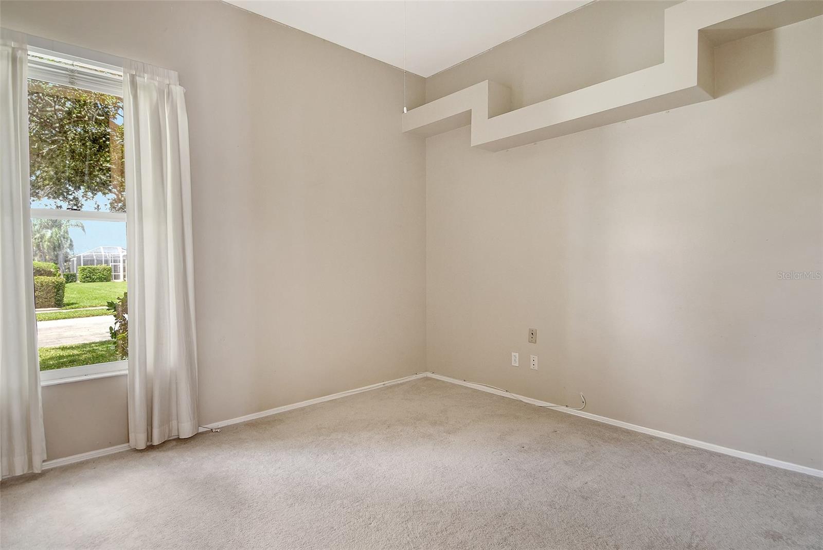WELLINGTON CHASE - Residential Lease