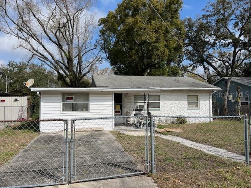 Looking for a rental or one to fix and flip.  This is it.  2 bedroom 1 bath block home.  Needs a new roof and I do not not know the ages of anything else