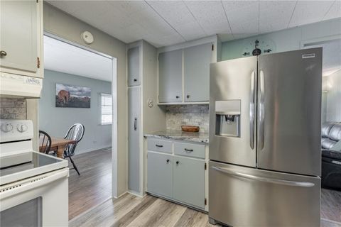 Tiny photo for 1136 Rue De Dore, Tavares, FL 32778 (MLS # G5114447)