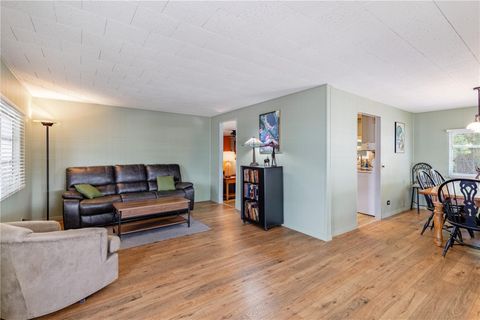 Tiny photo for 1136 Rue De Dore, Tavares, FL 32778 (MLS # G5114447)