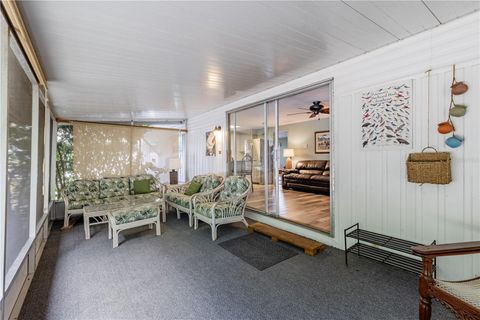 Tiny photo for 1136 Rue De Dore, Tavares, FL 32778 (MLS # G5114447)