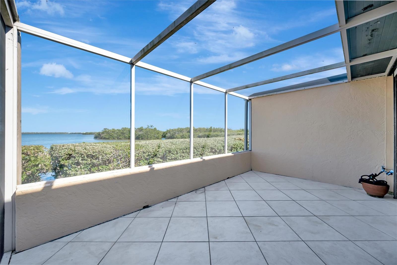 PALMA SOLA HARBOUR SEC 5 - Residential