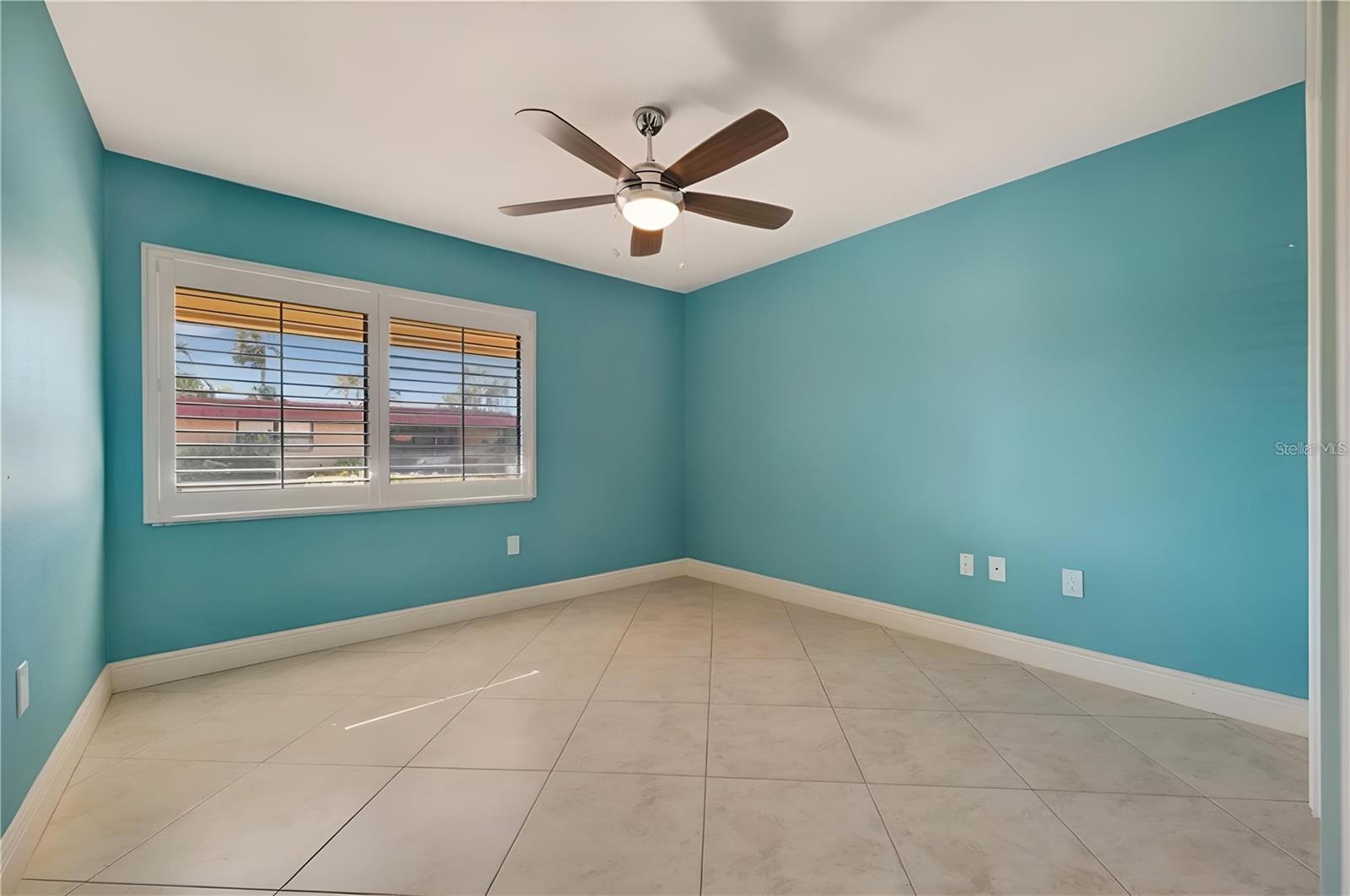 PALMA SOLA HARBOUR SEC 5 - Residential