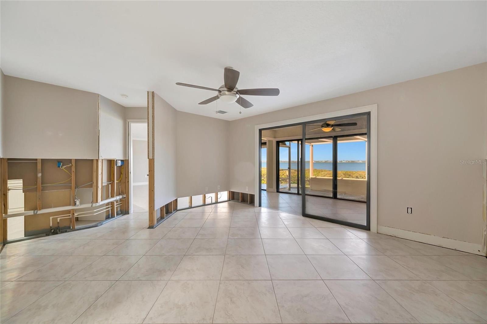 PALMA SOLA HARBOUR SEC 5 - Residential