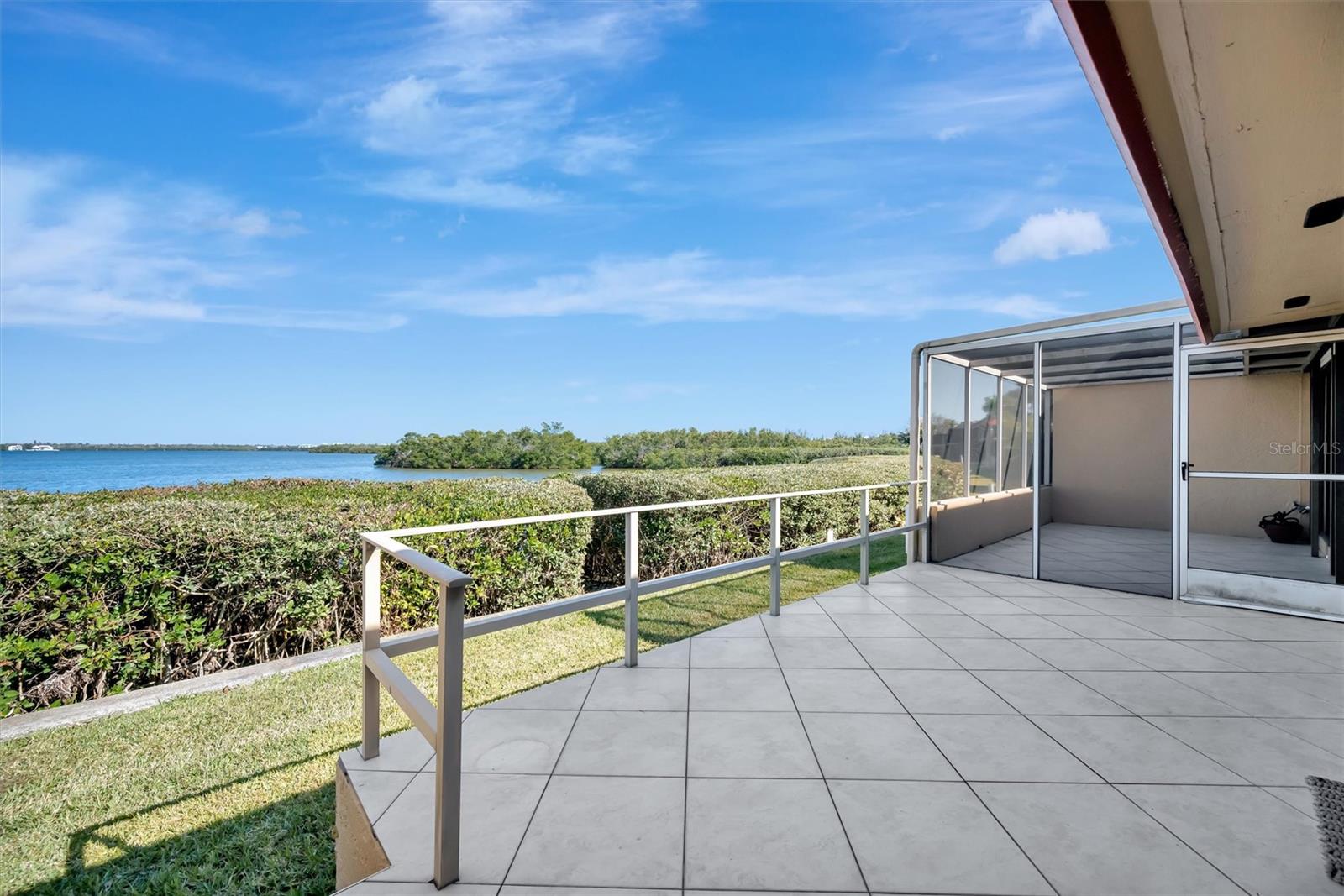 PALMA SOLA HARBOUR SEC 5 - Residential