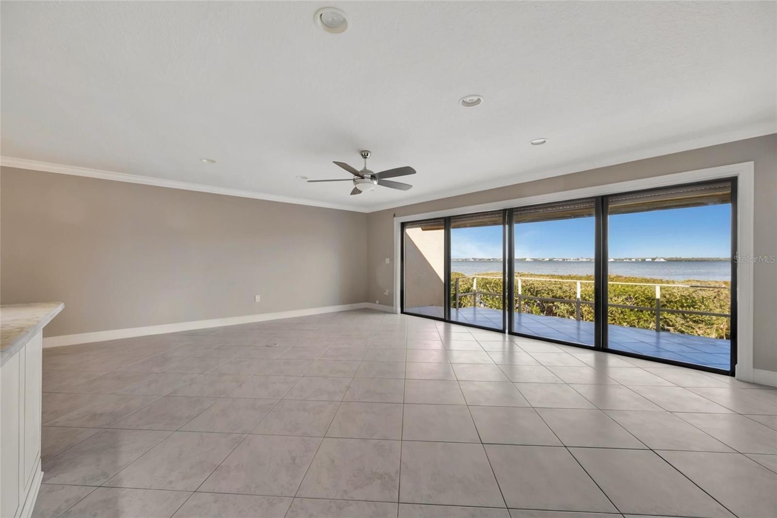 PALMA SOLA HARBOUR SEC 5 - Residential