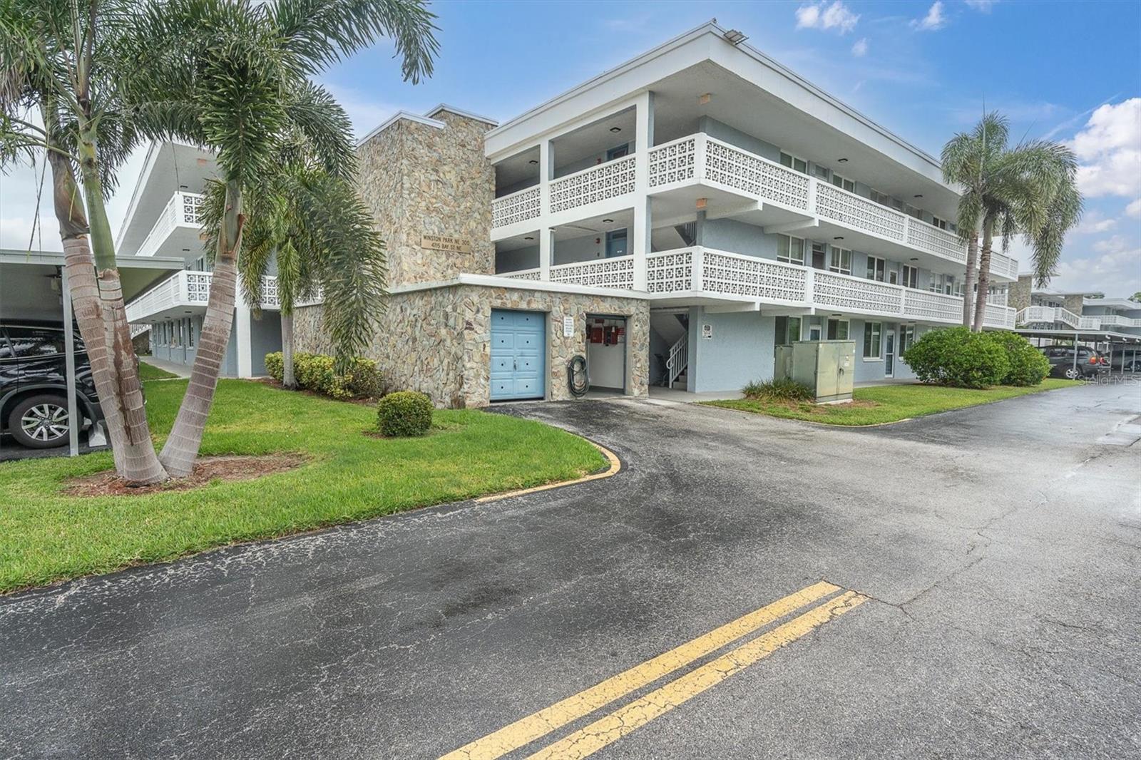 4715 BAY STREET NE 330